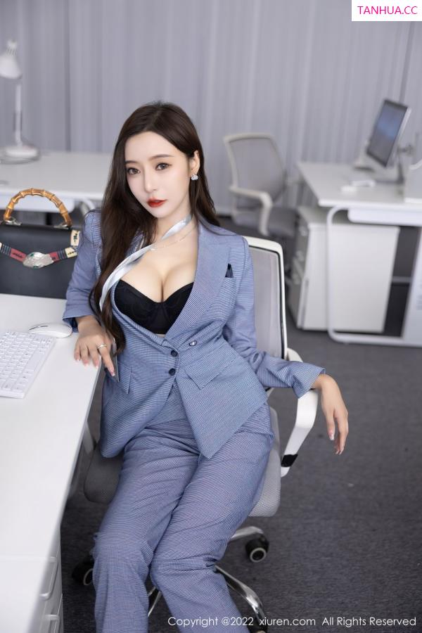 王馨瑶  [XiuRen]高清写真图 2022.09.22 No.5629 王馨瑶yanni第25张图片